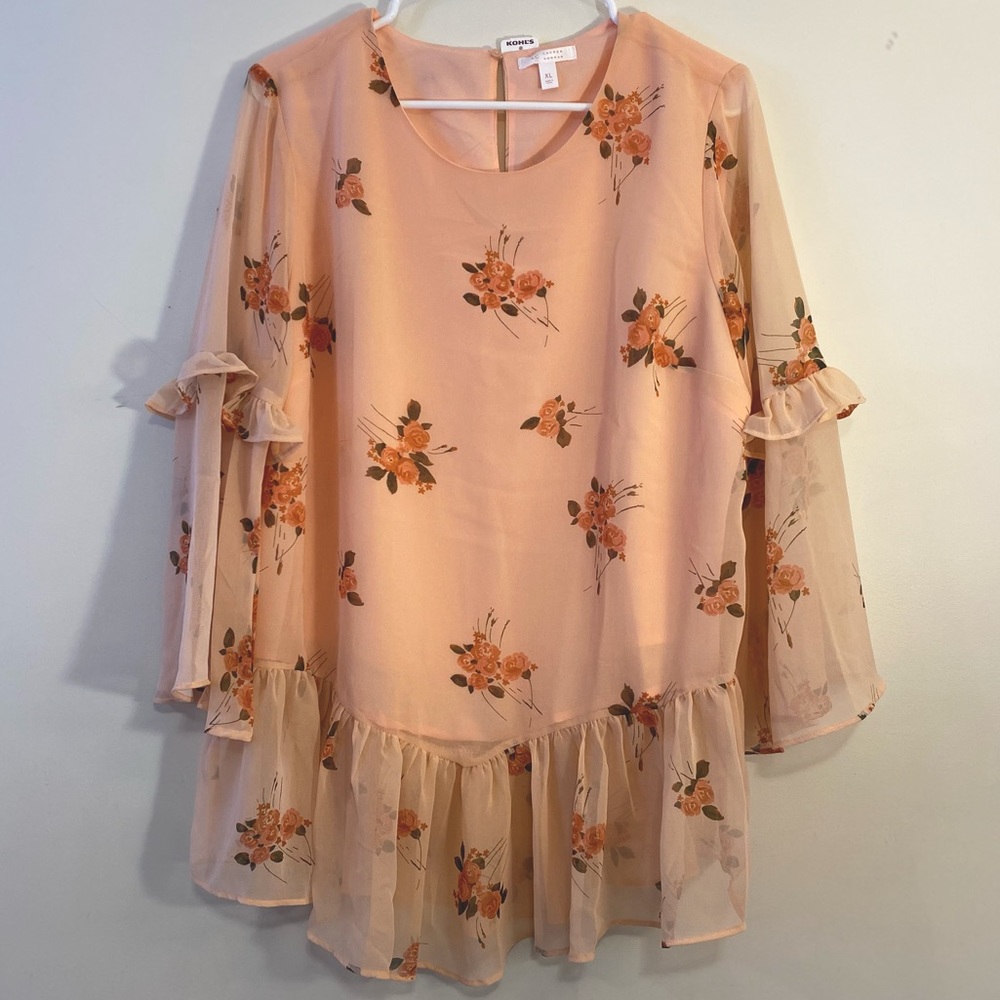 NWT Lauren Conrad Peach Floral Blouse